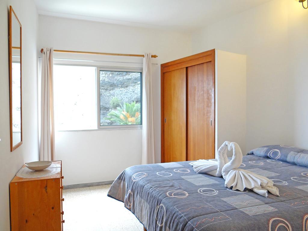 Apartamentos Dominguez Calera ภายนอก รูปภาพ