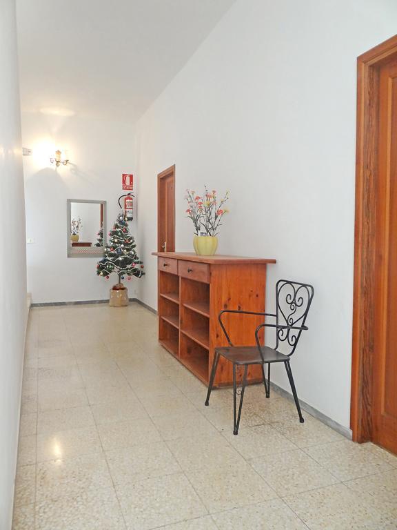 Apartamentos Dominguez Calera ภายนอก รูปภาพ